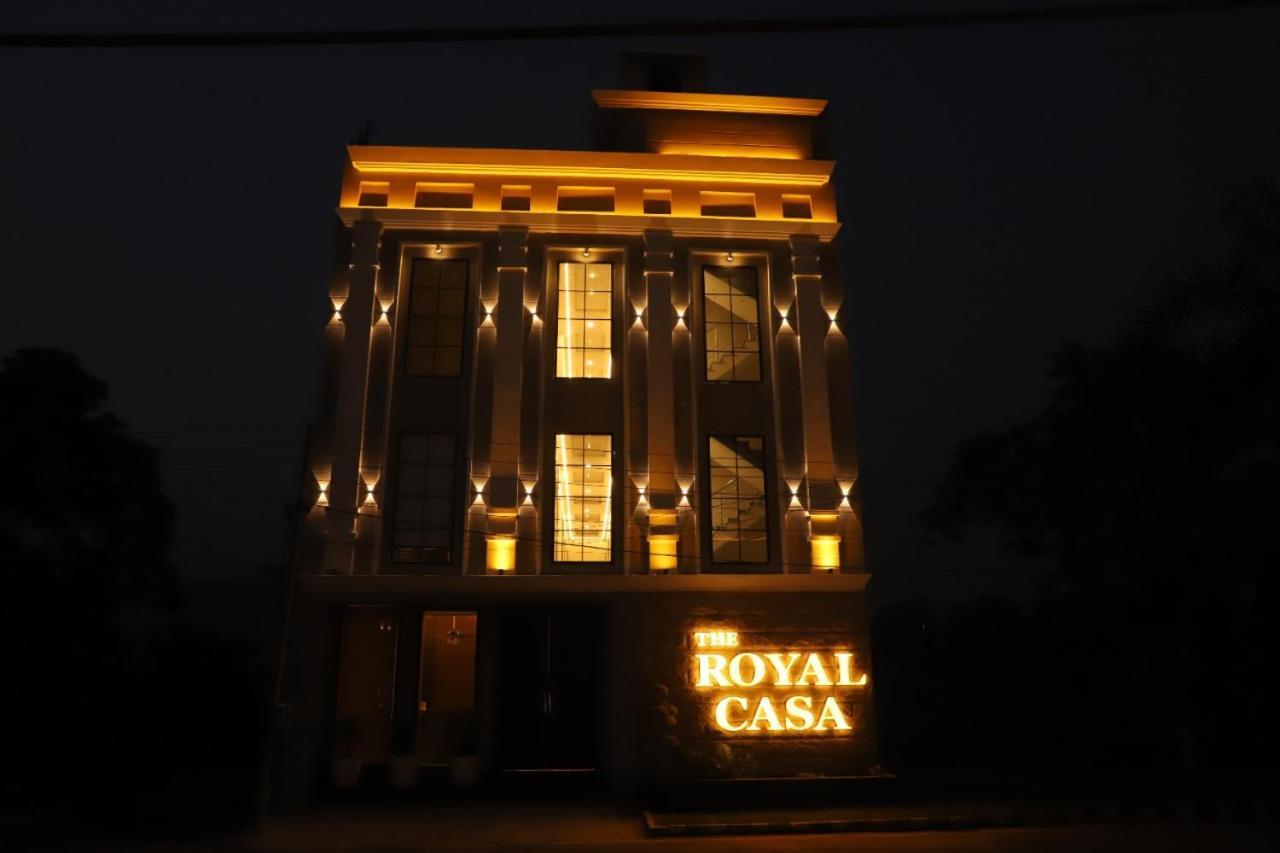 The Royal Casa Hotel Ludhiana Bagian luar foto
