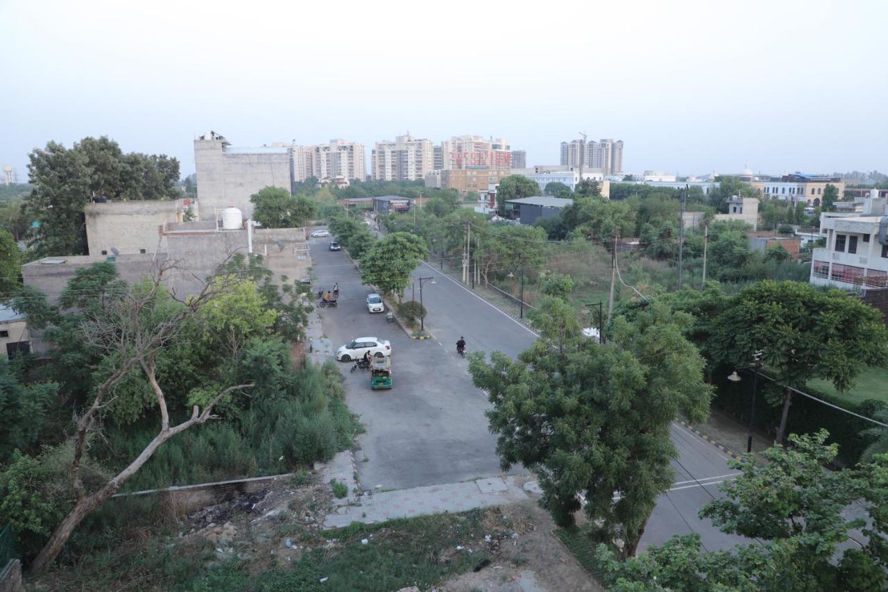 The Royal Casa Hotel Ludhiana Bagian luar foto